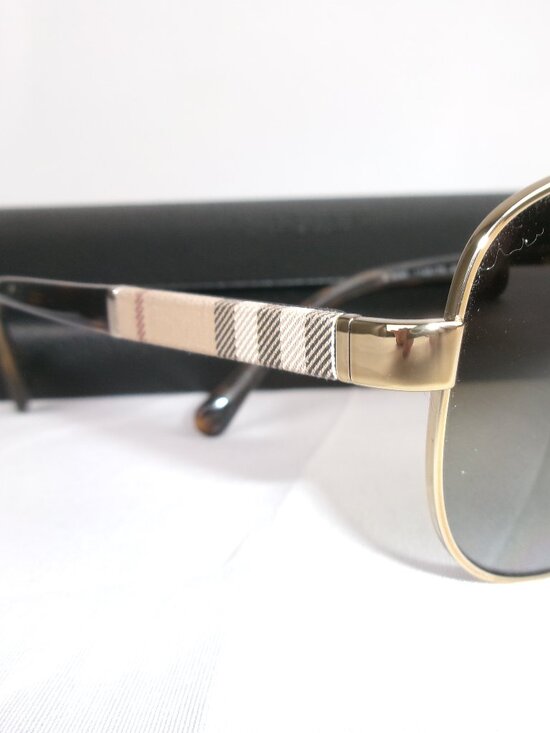 Burberry Gold Aviator Sunglasses Plaid Check Arms w/ Case